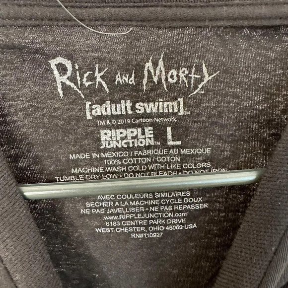 Rick & Morty Cthulhu T-Shirt - Picture 4 of 4